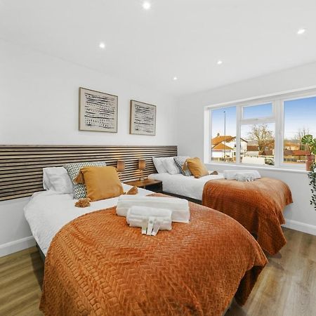 Modern Bungalow In Maidstone Sleeps 5 With Free Parking Экстерьер фото