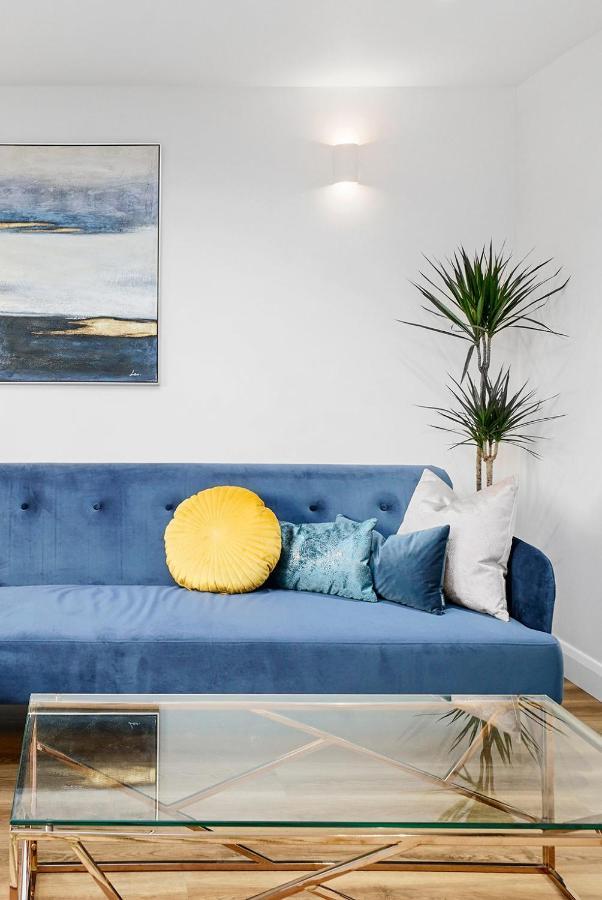 Modern Bungalow In Maidstone Sleeps 5 With Free Parking Экстерьер фото