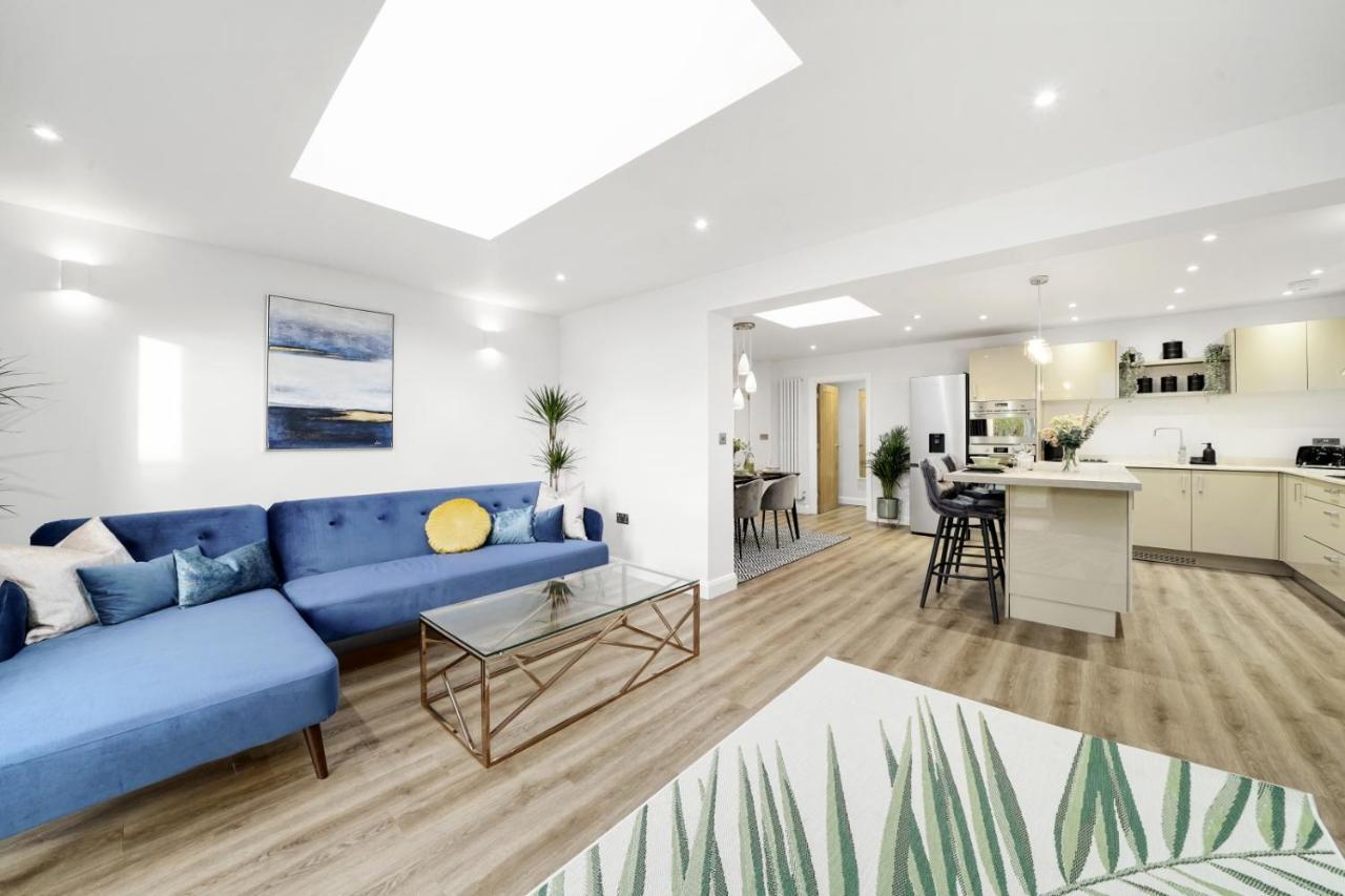 Modern Bungalow In Maidstone Sleeps 5 With Free Parking Экстерьер фото