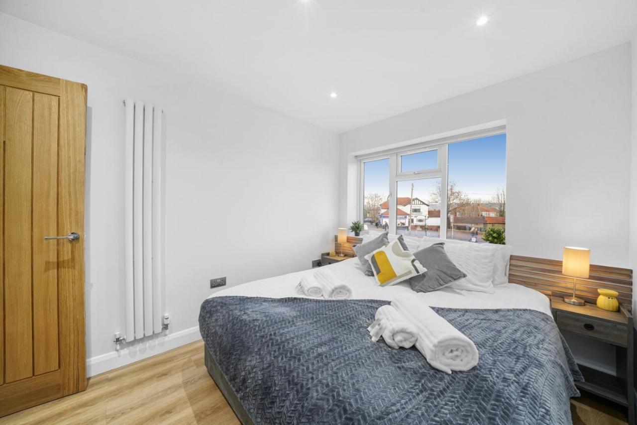 Modern Bungalow In Maidstone Sleeps 5 With Free Parking Экстерьер фото